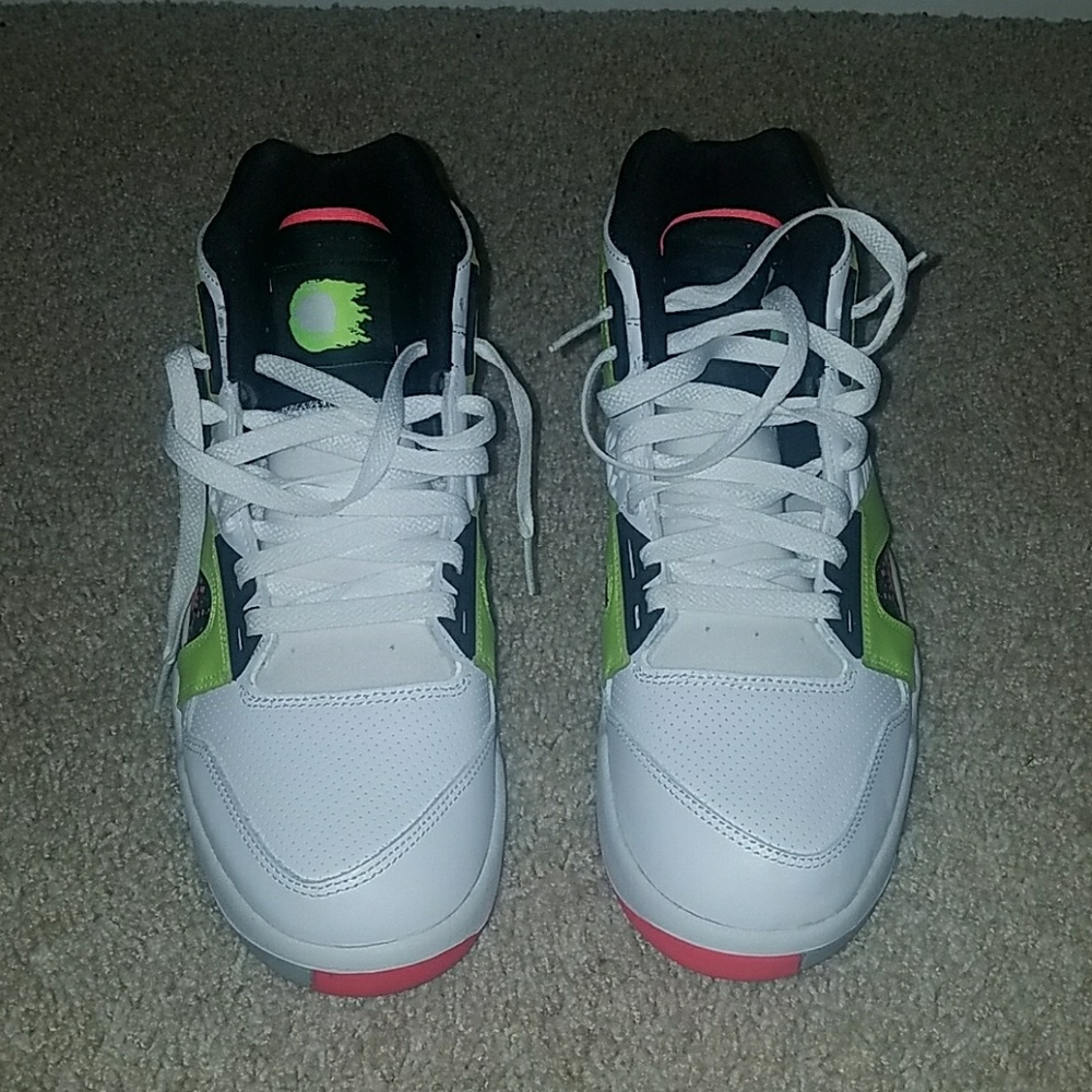 Nike Air Tech Challenge Hybrid